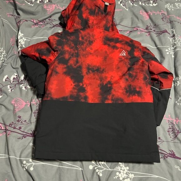 Ripzone Size medium youth winter jacket - Picture 3 of 3